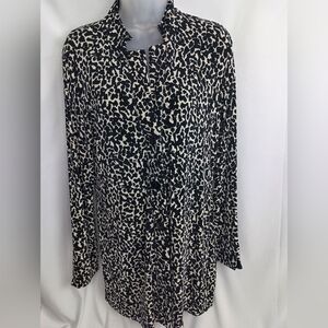 CHICOS Black and White Long Sleeve Office Animal Print Button‎ Up Top Sz 1